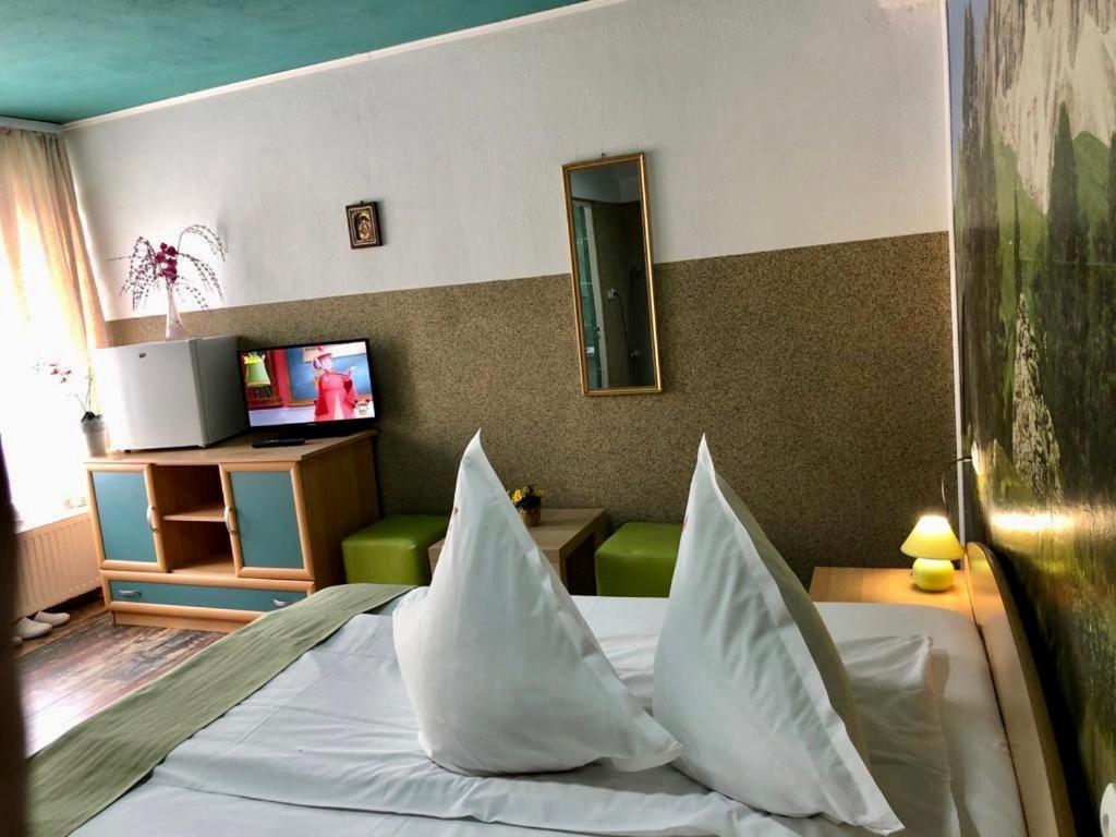 Pensiunea Carina Bran  Buitenkant foto